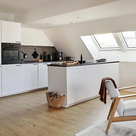 Matt ' Komfortables 3-zimmer-apartment Mit Balkon 아파트 오펜부르크