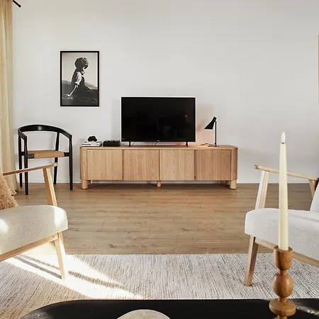 Matt ' Komfortables 3-zimmer-apartment Mit Balkon * 오펜부르크